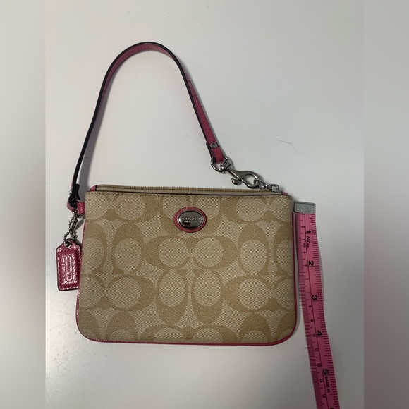 Coach Wristlet - Signature Canvas & Pink Lining - Picture 2 of 9